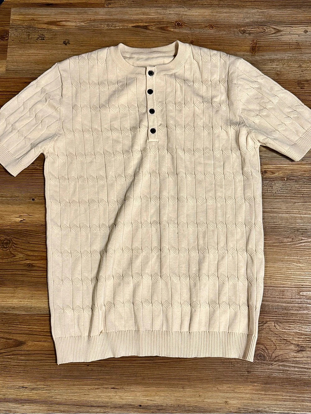 Cream Short Sleeve Top Size Medium